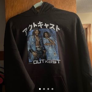 Outkast Gildan Sweatshirt Large w/ Script on Sleeve